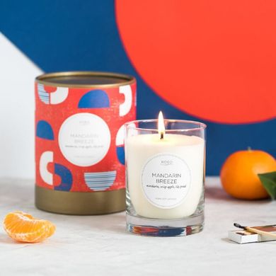 Ароматична свічка з ароматом мандаринів та яблук Kobo Mandarin Breeze 312 г