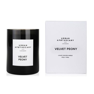 Ароматична свічка з деревно-квітковим ароматом Urban apothecary Velvet peony 300 г