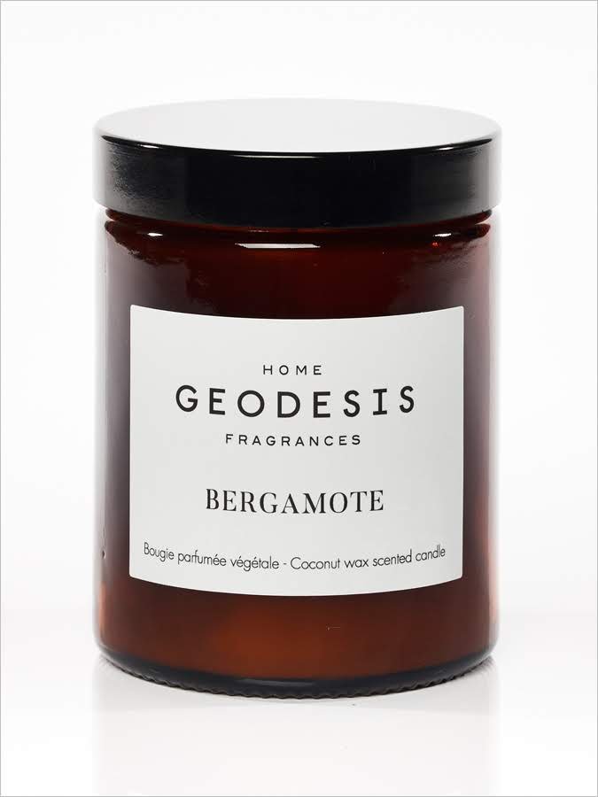 Ароматична свічка з ароматом цитрусових і квітів Geodesis Bergamot 150 г